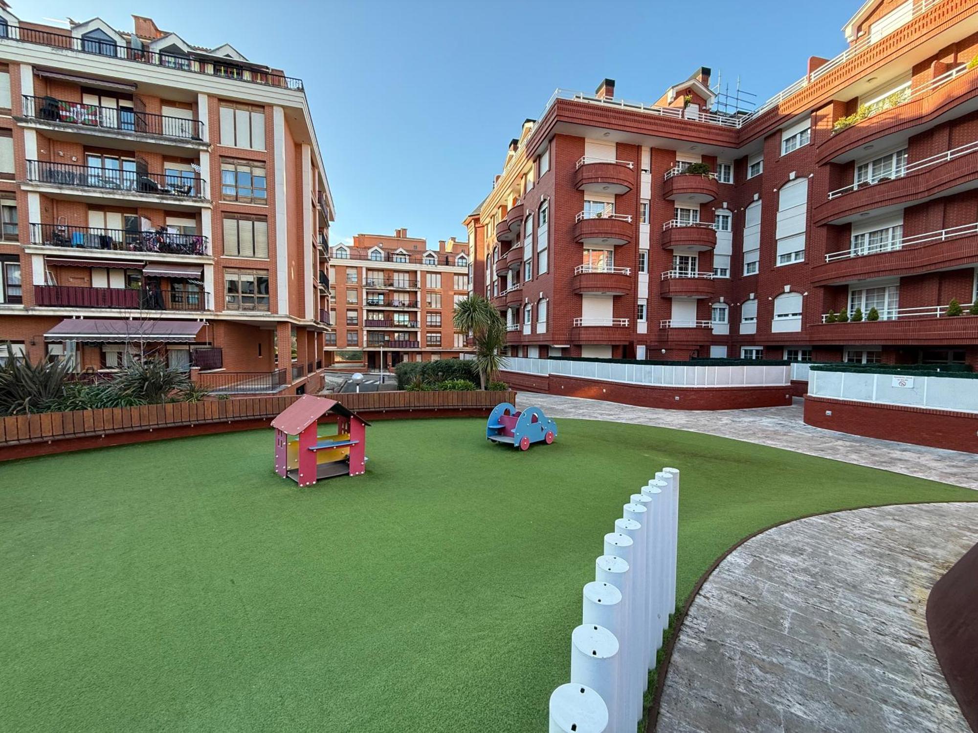 Holidays - Centrico Piscina Urbanizacion Garaje Gratis